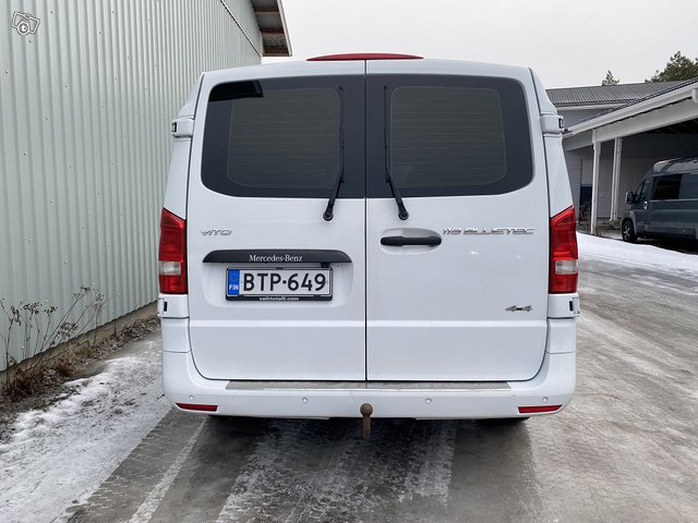 Mercedes-Benz Vito 119 Bluetec 7