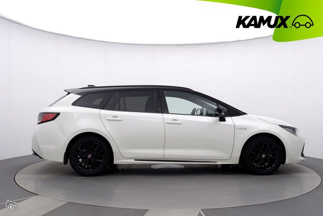Toyota Corolla 2