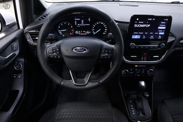 Ford Fiesta 14