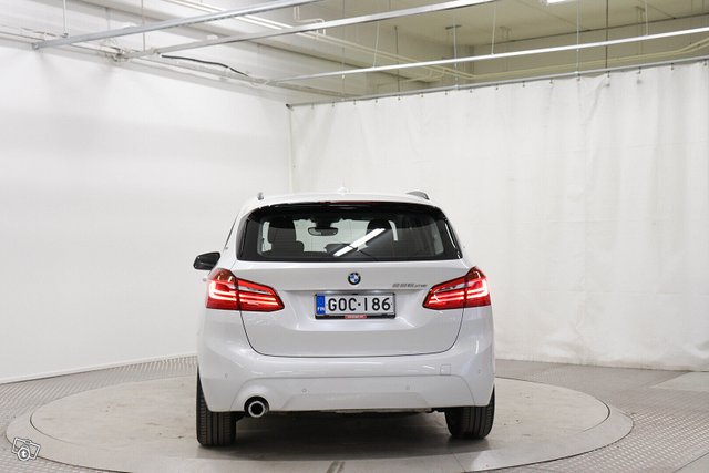 BMW 225 6