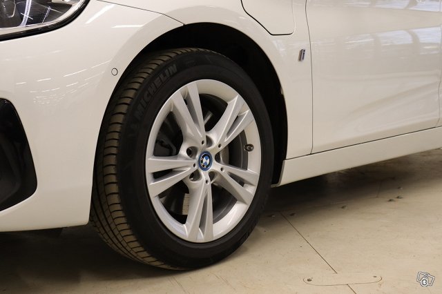 BMW 225 10