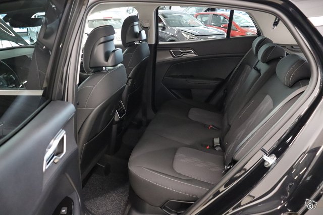 Kia SPORTAGE 12