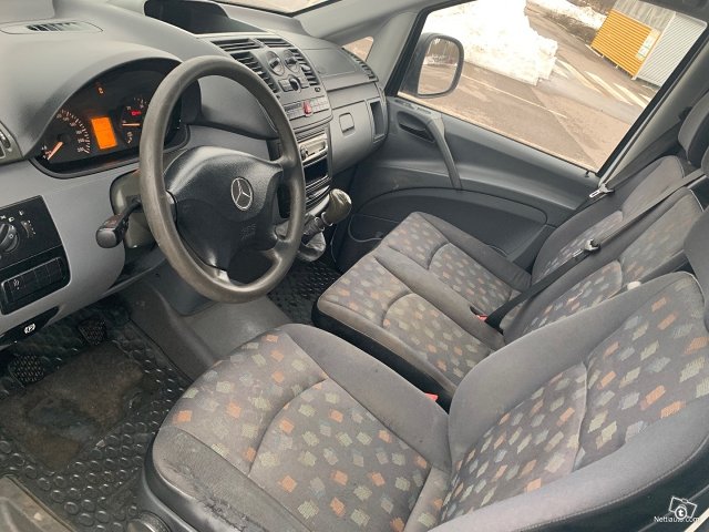 Mercedes-Benz Vito 10