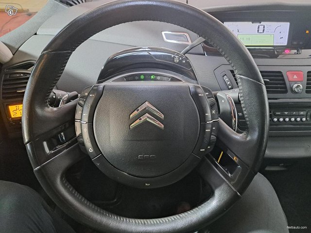 Citroen Grand C4 Picasso 9