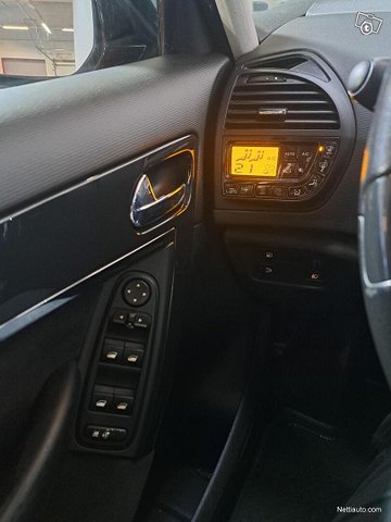 Citroen Grand C4 Picasso 14
