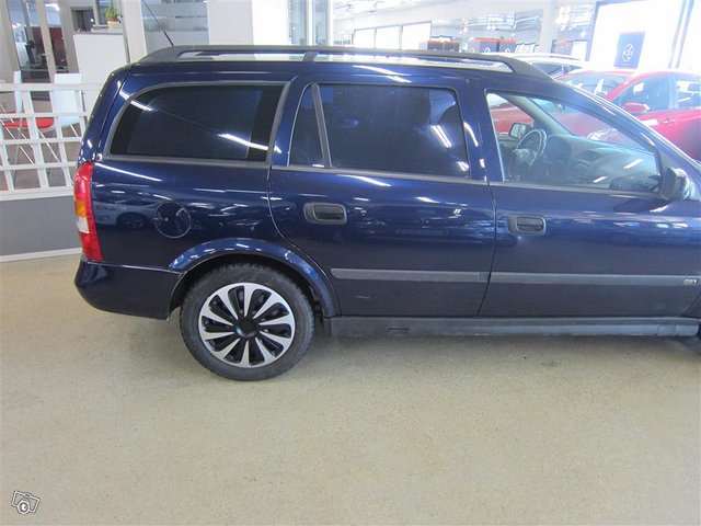 Opel Astra 6
