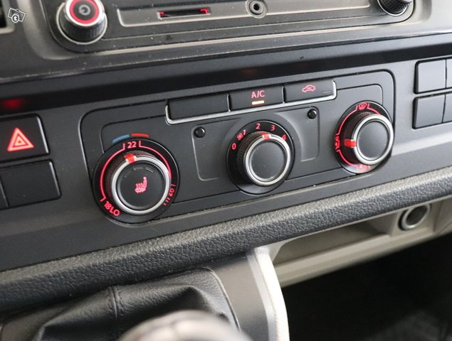 Volkswagen Transporter 16
