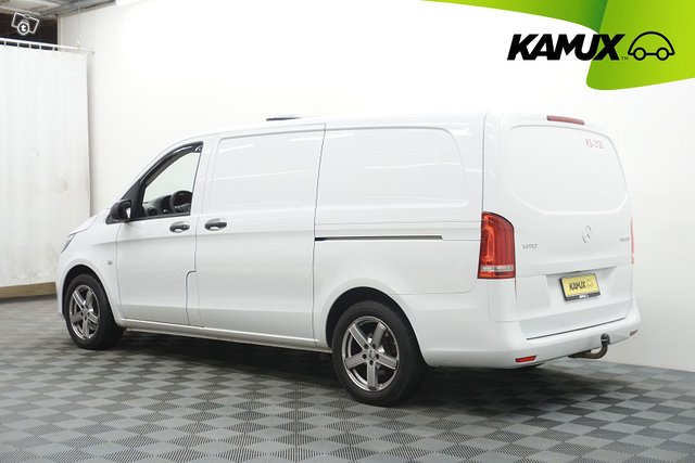 Mercedes-Benz Vito 7