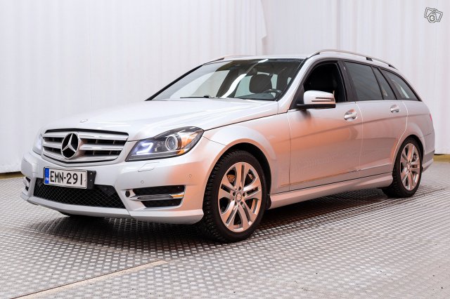 Mercedes-Benz C 4