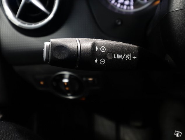 Mercedes-Benz A 11