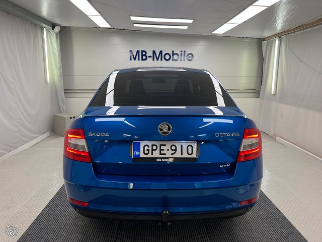 SKODA Octavia 6