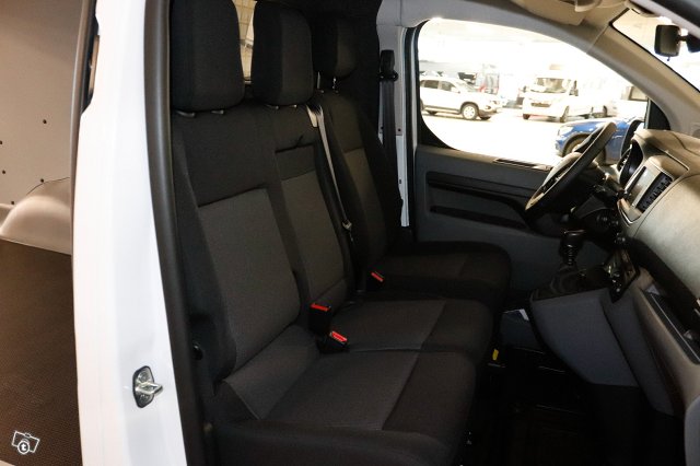 Toyota PROACE 11