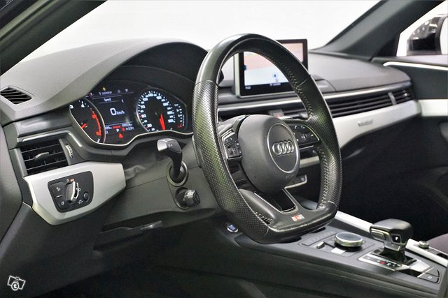 Audi A4 13