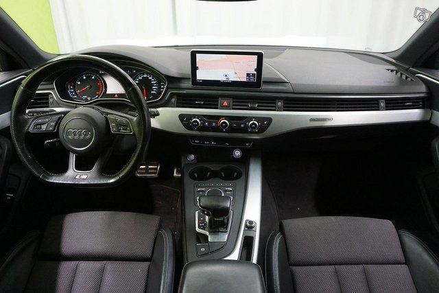 Audi A4 24