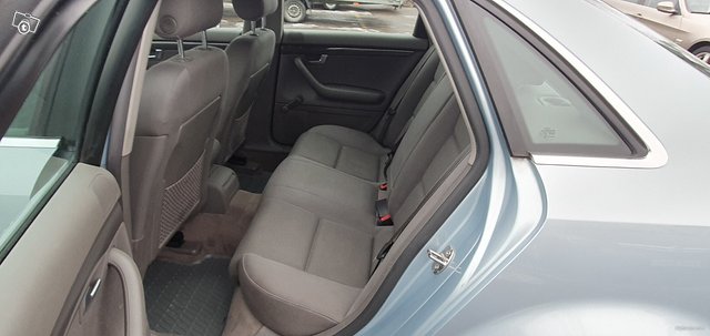 Audi A4 15
