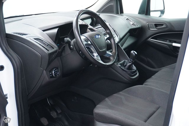 Ford Transit Connect 11