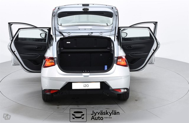 Hyundai I20 Hatchback 11