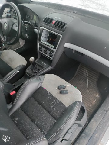 Skoda Octavia 16