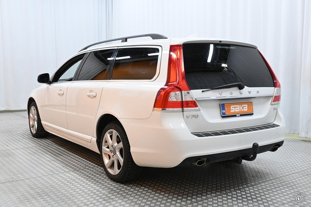 Volvo V70 5