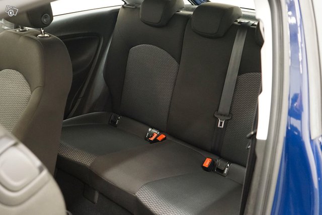 Opel Corsa 10