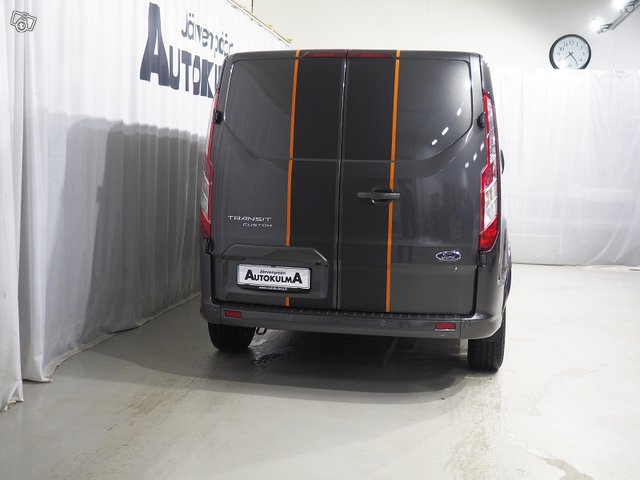Ford Transit Custom 7