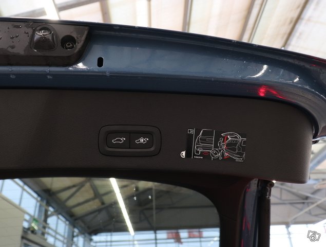 Volvo C40 7