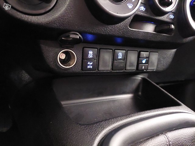 Toyota Hilux 10