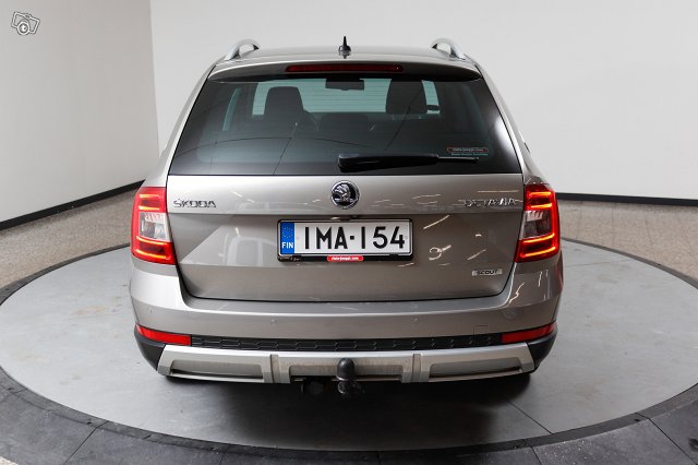 Skoda Octavia 6