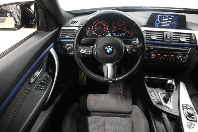 BMW 320 Gran Turismo 15