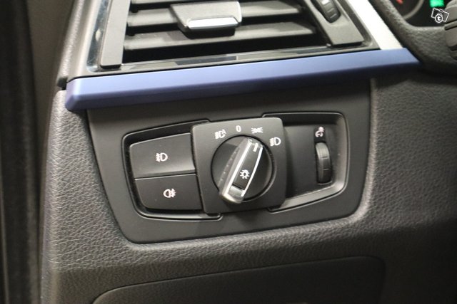 BMW 320 Gran Turismo 23