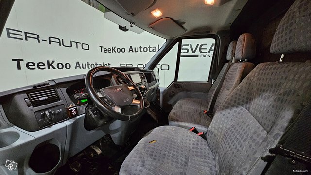 Ford Transit 7