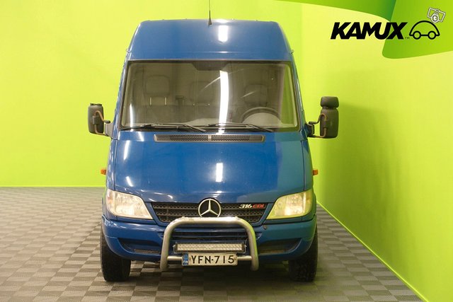 Mercedes-Benz Sprinter 9