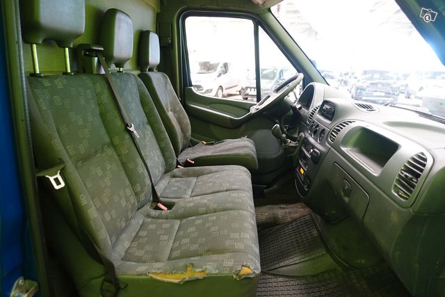 Mercedes-Benz Sprinter 11