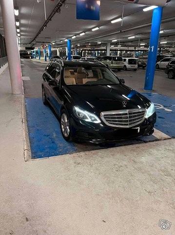Mercedes-Benz E-sarja, kuva 1
