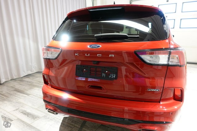 Ford Kuga 8