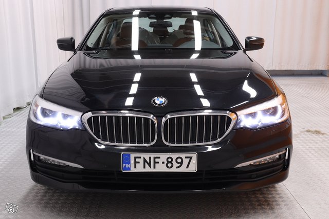 BMW 520 2