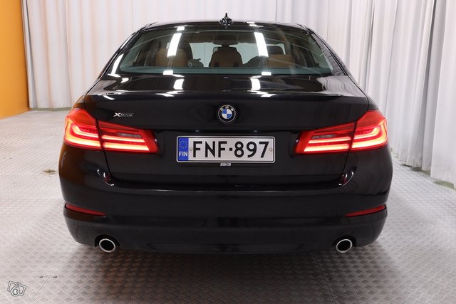 BMW 520 6