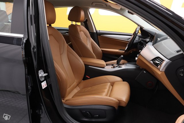 BMW 520 12