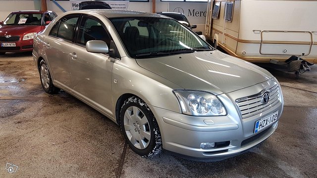 Toyota Avensis 3