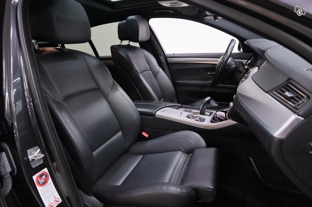 BMW 530 14