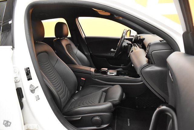 Mercedes-Benz A 12
