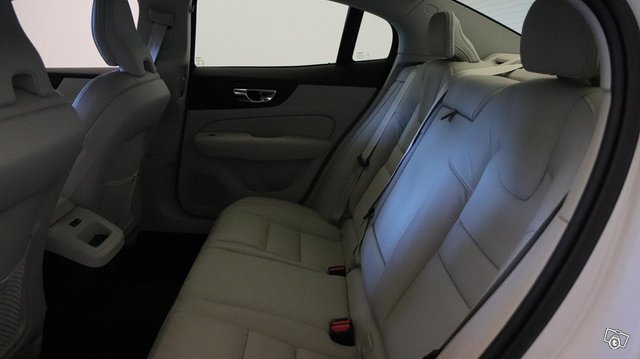 Volvo S60 15