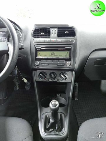 Volkswagen Polo 12