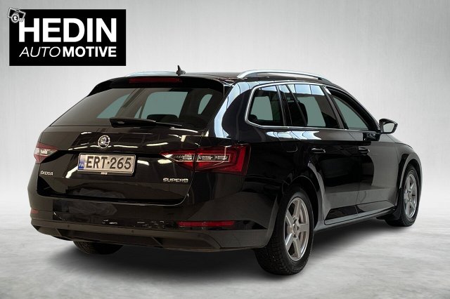 Skoda Superb 2