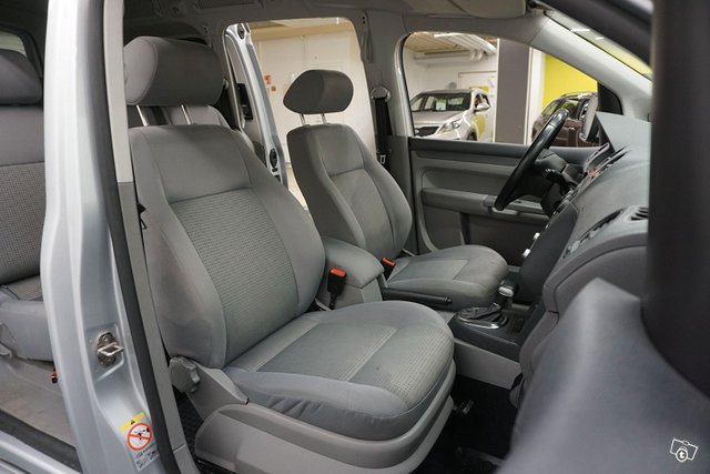Volkswagen Caddy Maxi 13