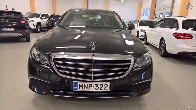 Mercedes-Benz E 2