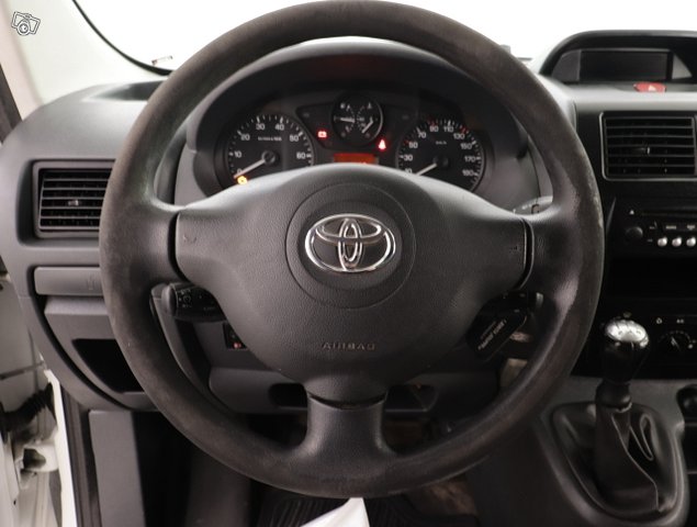 Toyota Proace 6