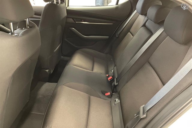 Mazda Mazda3 9
