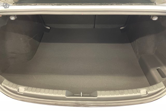 Mazda Mazda3 10