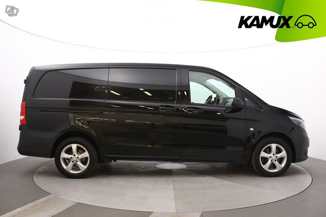 Mercedes-Benz Vito 2